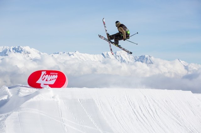 Der neue Golden Roofpark in der Axamer Lizum hat sich bereits etabliert und steht für einen ausgiebigen Shredtag! | Foto: Qparks/Patrick Steiner
