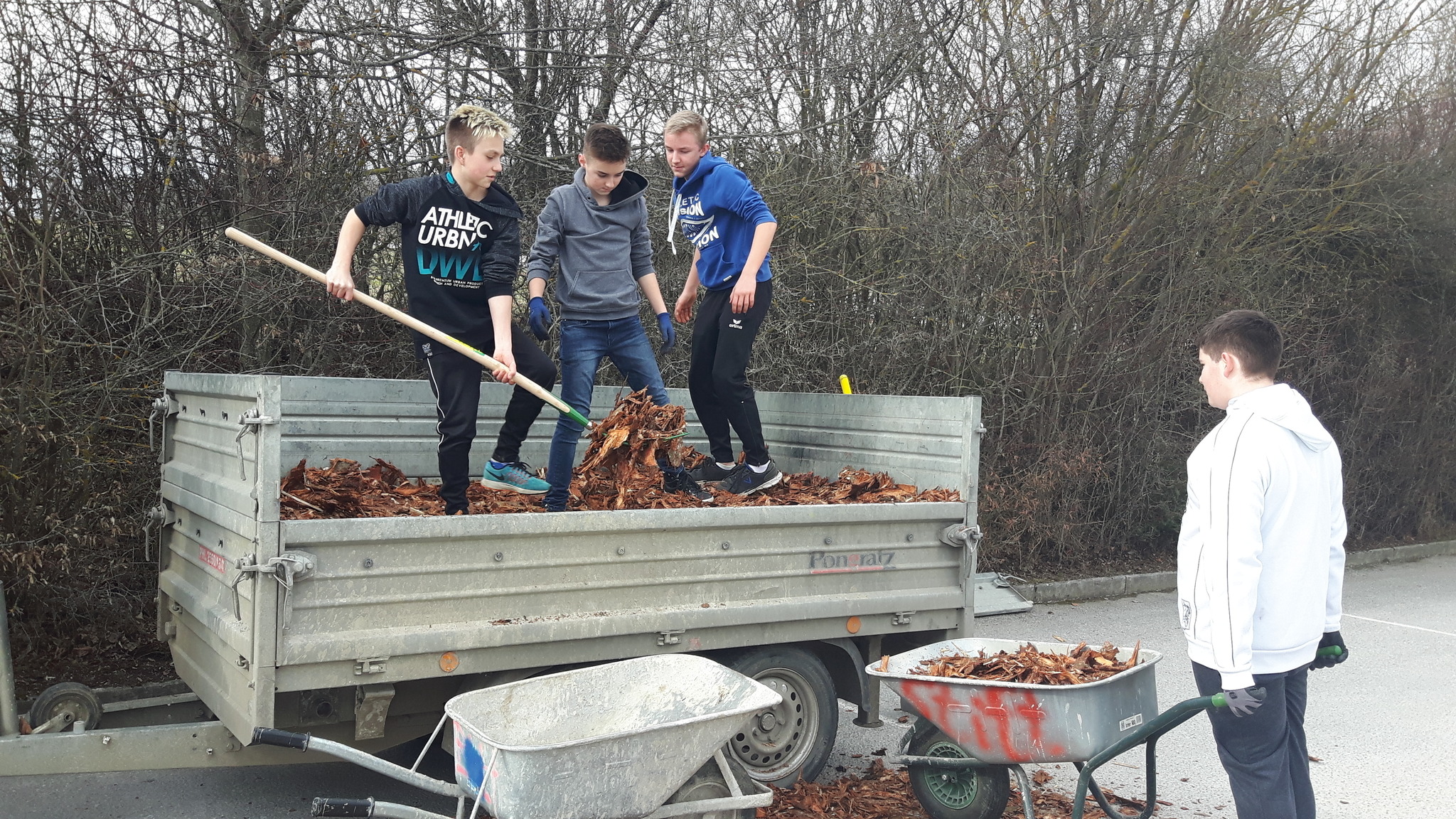 Praktische Arbeiten in der „Schule fürs Leben“ - Zwettl
