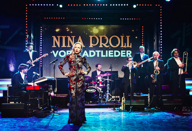 Mit elf Musikern und Tänzern unterwegs: Nina Proll tritt am 19. März in Villach auf | Foto: Günther Egger