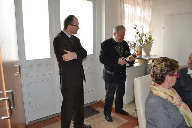 Am Bild v.l.n.r.: Helmut Ernst und Obm. Reinhard Graf. | Foto: Herbert Mraz