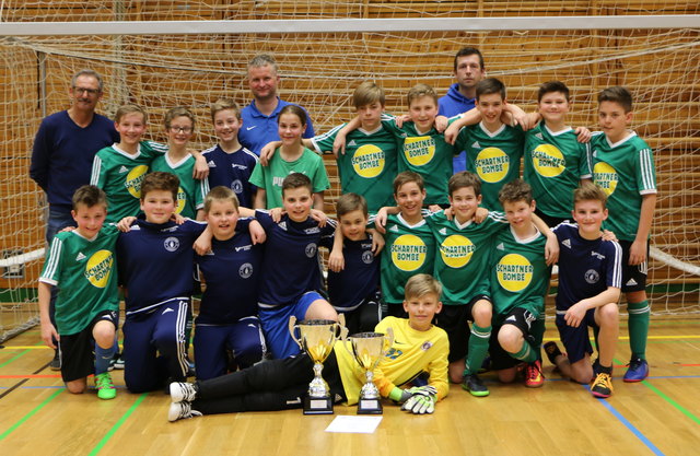 Die U13-Spieler der Union Gampern.