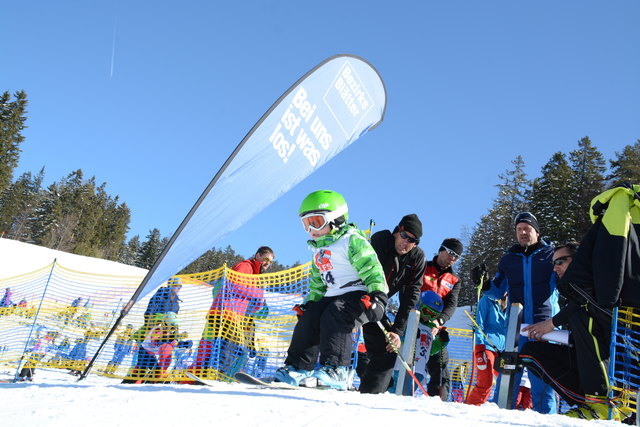 Volle Action bei der Gschwandtkopf-Piste in Mösern! Kinder aus dem In- und Ausland sind wieder am Start.