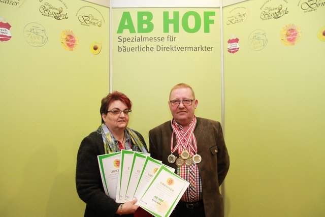 Ernestine und Franz Lindner aus Haselbach bei Arbesbach räumten gleich fünf Medaillen ab. | Foto: privat