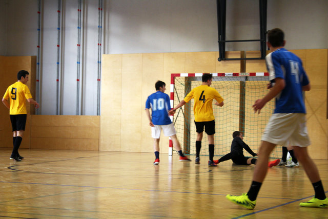 Finalspiel: BG/BRG Saalfelden gegen HAK1 Salzburg.