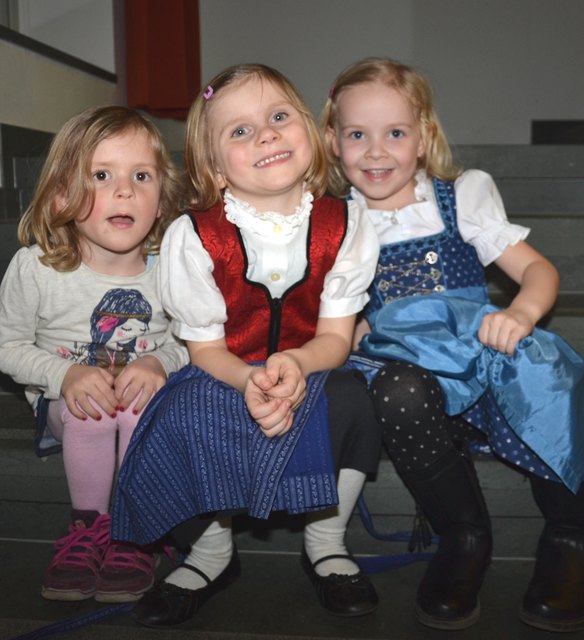 Emilia, Miriam und Marie hatten auch viel Spaß bei der Kronstorfer Mostkost.