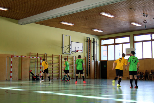 BG/BRG Saalfelden gegen Fußball-HAK Zell