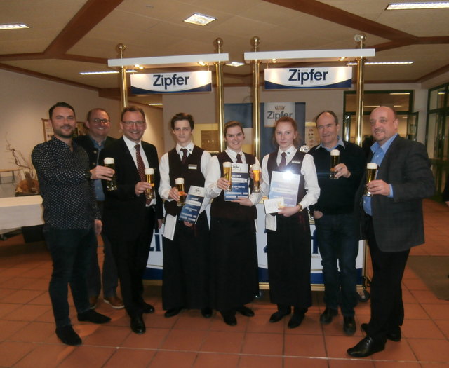 Patrick Buder, Harald Wachta, Dir. Christian Payrhuber, Benedikt Lengauer, Barbara Hönickl, Ramona Teurezbacher, Schulleiter Franz Hopfgartner, Martin Eibenberger, BEd