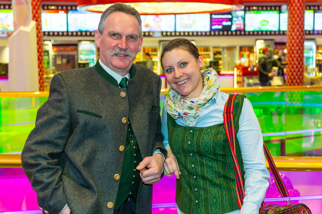 OÖ-PREMIERE DES 3D-KINOFILMS HALALI | Foto: Cityfoto/Wilfried Skledar