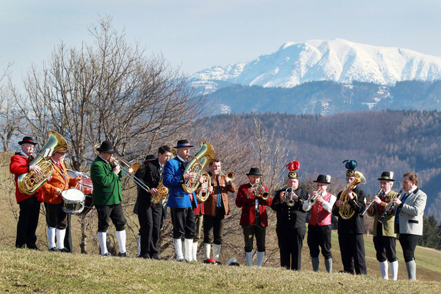 Die Josefikapelle wird mit 20 Josefs beim Josefifest am Panoramahöhenweg für beste musikalische Unterhaltung sorgen.