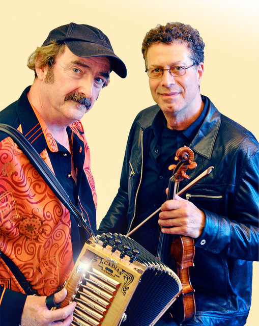 Yannick Monot & Helt Oncale vertreten ein Stück
franco-amerikanischer Kultur: die der Cajuns. | Foto: Veranstalter