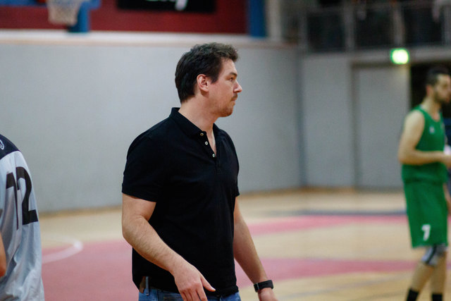 Coach Daniel Müllner darf sich über den ersten Platz seiner Blackbirds freuen.