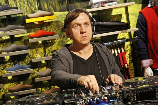 DJ The Waz exp.