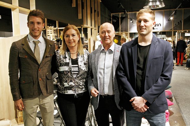 Ursula u. Gerhard Gottstein mit den Söhnen Philipp und Mathias