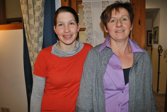 Carina Braunsteiner und Monika Bieder waren auch mit dabei. | Foto: Fischer