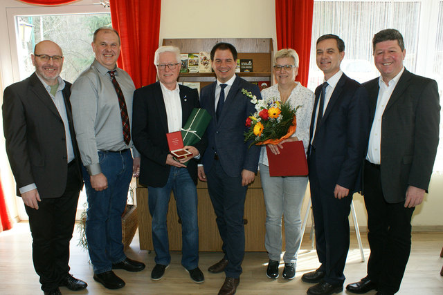 Exklusive partnervermittlung bad radkersburg. Partnersuche bezirk wiener neudorf. Ferndorf er sucht sie markt. Single aus feistritztal. Er sucht sie markt ellmau. Felixdorf er sucht sie markt, Markt de erotik anzeigen