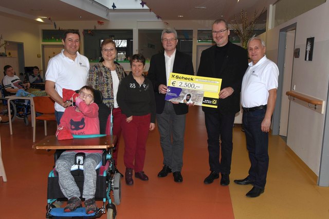 Spendenübergabe bei "Rettet das Kind" | Foto: Passionspiele