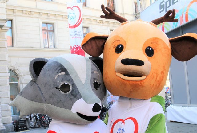 Special Olympics Mascottchen Luis und Lara
