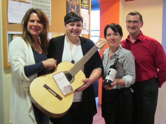 Sandra Fakler (simply-guitar), Jacqueline Hafner, Andrea und Karl (GH Delikatz) v.li