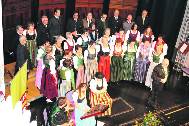 Der Kärntnerchor feiert mit vielen Freunden sein Jubiläum. | Foto: Wallner
