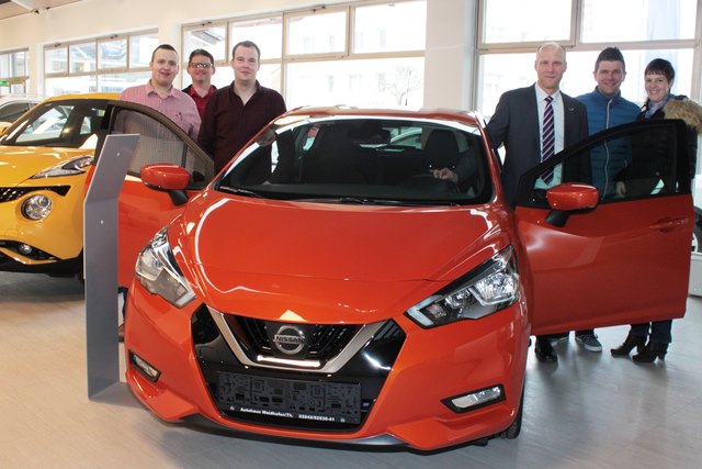 Der neue Nissan Micar kommt sehr gut bei den Besucherinnen und Besuchern an