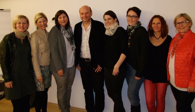 Der Vorstand des Vereines FUNKE 2.0 mit dem Schulpsychologen