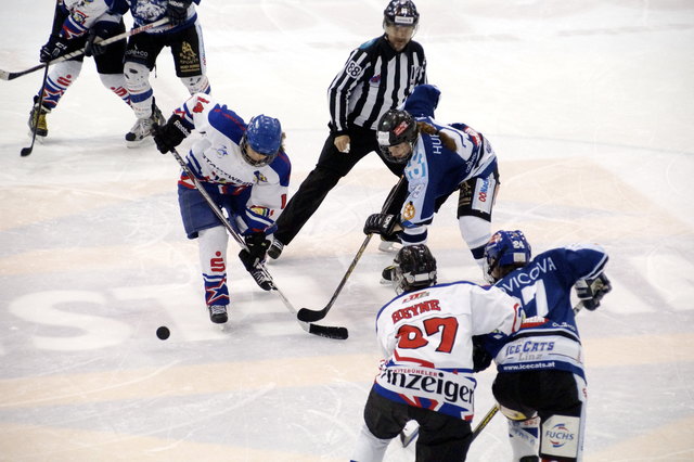 Nach dem 4:0 Sieg der SPG Kitzbühel/Kufstein Damen gegen die DHC Ice Cats aus Linz dürfen sich die Gams- und Festungsstädterinnen über den dritten Platz in der ersten Damen Eishockey Bundesliga freuen. | Foto: Regionalsport.at