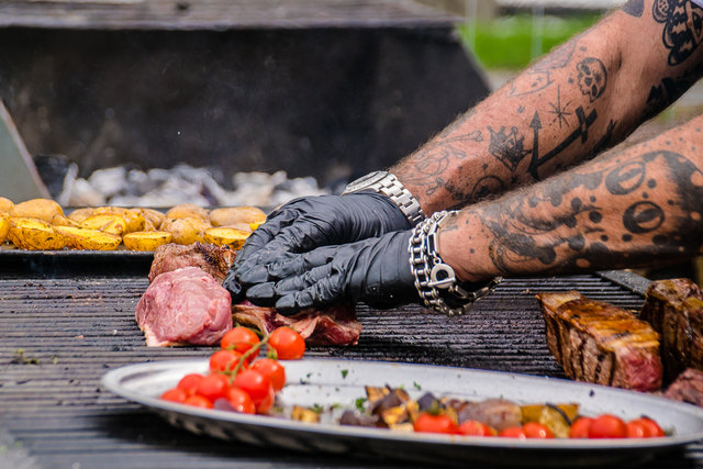 Kufstein lädt wieder zum Streetfood Market. | Foto: Mamapapamoo