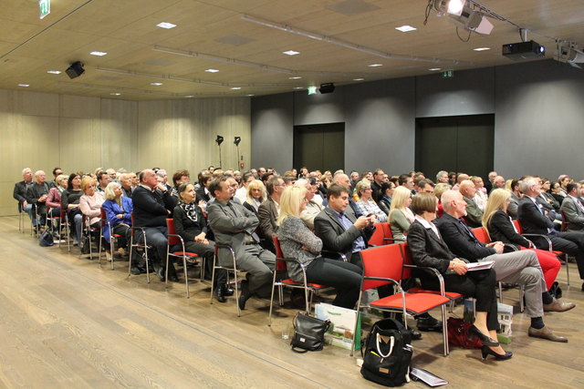 Zahlreiche Interessierte holten sich Infos rund um Hausbau, Hauskauf und Wohnungskauf.