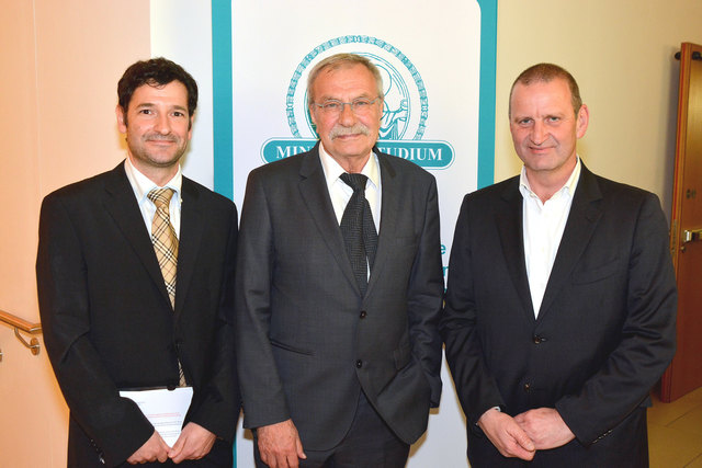 RMA Gesundheit Geschäftsführer Johannes Oberndorfer, Preisträger Dieter zu Nedden und RMA-Vorstand Gerhard Fontan (v.l.)