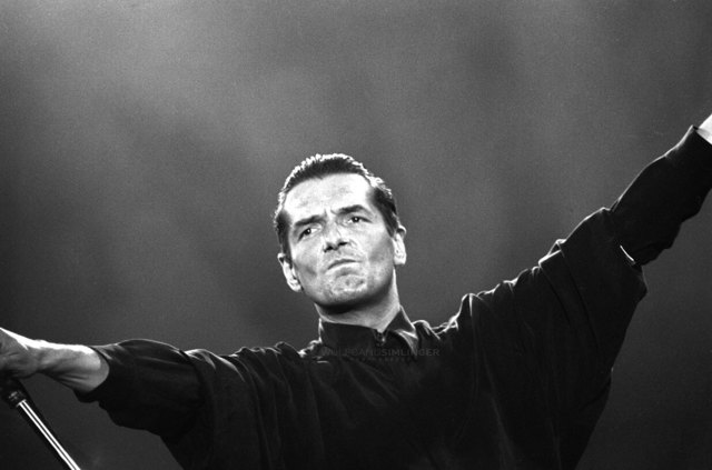Falco ist der einzige österreichische Popstar, der die US-Hitparaden anführte. Aufgewachsen ist der Künstler in Margareten. | Foto: Wolfgang Simlinger