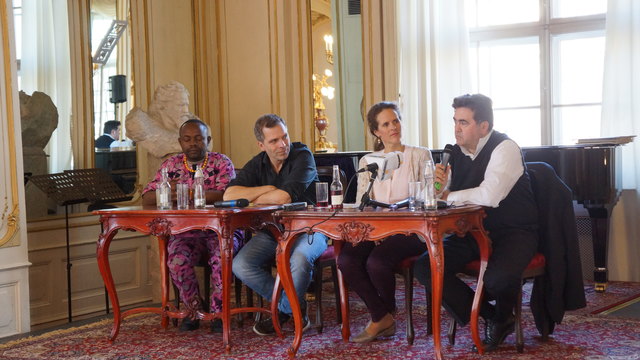 Vorfreude: Organisationsteam rund um Dirk Kaftan (2. v. l.) und Nora Schmid | Foto: Oper Graz