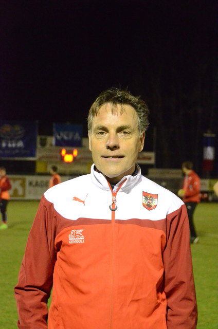 U17 Coach hermann Stadler lobte das Rohrbacher Ambiente. | Foto: KK