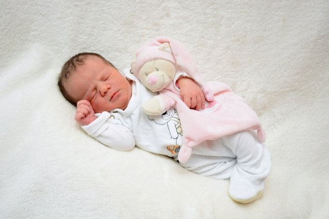 Esther Maria sorgt für Zuwachs bei Familie Ebner. Nun haben Eleonora, Isaak und Theresa eine kleine Schwester zum Kuscheln | Foto: KK