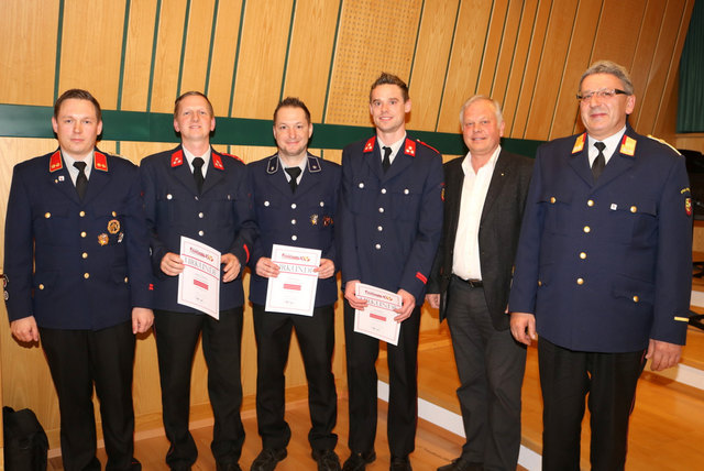 Dienstaltersstreifen 15 Jahre | Foto: KK/FF Olsach-Molzbichl