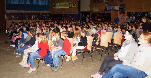 Die Wörgler Schülerinnen und Schüler waren begeistert von der Aufführung!