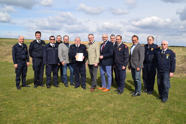 Alle helfen zusammen: Die Feuerwehren des Bezirks bereiten sich auf den größten Bewerb des Landes in Gastern vor.