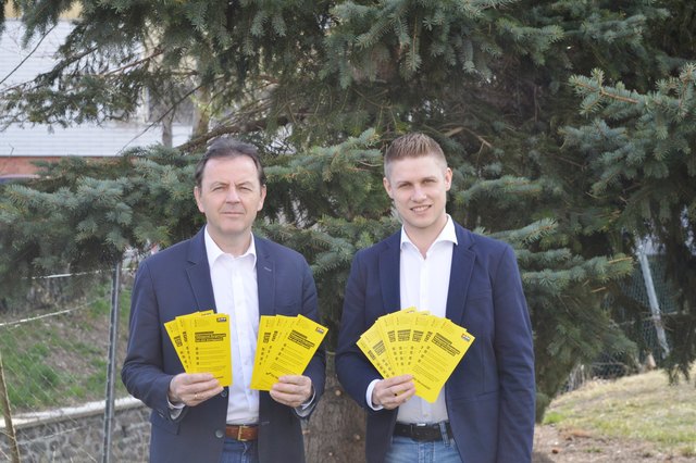 Die Volkspartei Burgenland macht landesweit mit Verteilaktionen auf die Änderungen bei der Mindestsicherung aufmerksam.
Foto: Nikolaus Berlakovich, Patrik Fazekas