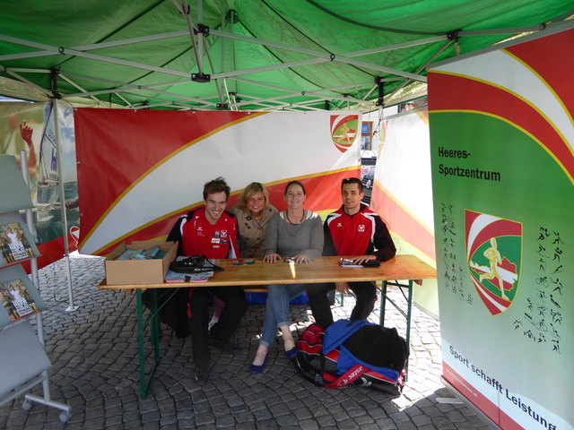 Bundesheer am Brucker Hauptplatz