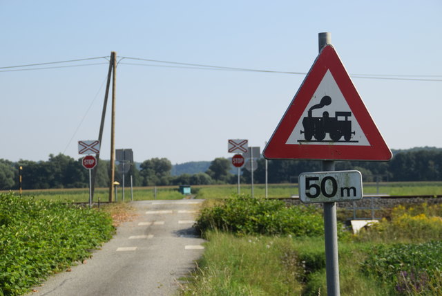 Der Bahnübergang nahe der Mogersdorfer Anna-Kapelle wird aufgelassen, ...