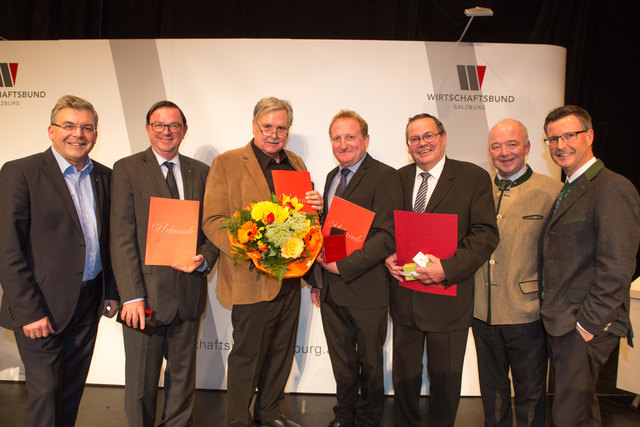 Landesrat Josef Schwaiger,  Nick Kraguljac, Gerhard Sulzer, Raimund Kollbauer, Heinz Jürgen Friedrich, WB-Landesobmann Konrad Steindl, WB-Direktor Kurt Katstaller | Foto: Thomas Müller/Foto Oczlon