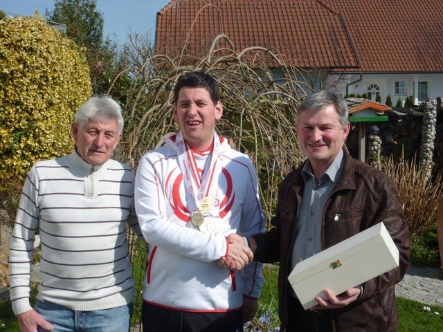 Rudi Enzensberger, Sebastian Duft und Bürgermeister Erwin Diermayr. | Foto: Rosenauer