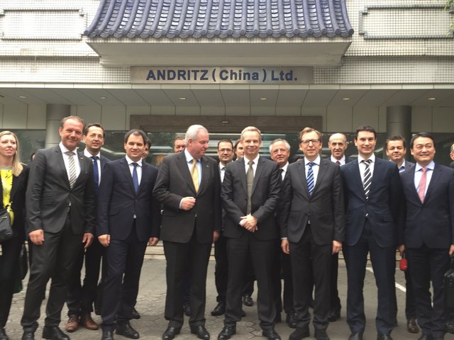 Gruppenbild: die steirische Delegation zu Gast im Andritz-Headquarter in Foshan