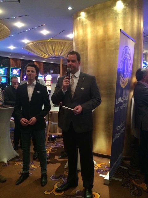 Hannes Kahr, Präsident des Lions Clubs Linz-Kürnberg (r.), freute sich über zahlreiche Besucher. | Foto: privat