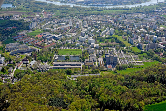 Das Stadtviertel Dornach-Auhof soll mit einer Modernisierung noch attraktiver werden. | Foto: Luftbild: Pertlwieser/PTU