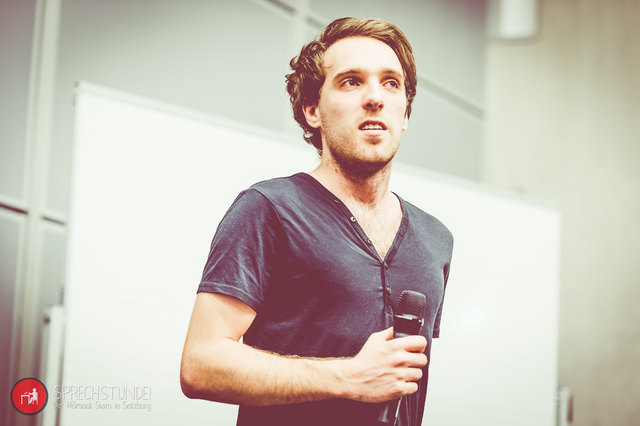 Moderator Lukas Wagner | Foto: Slamlabor