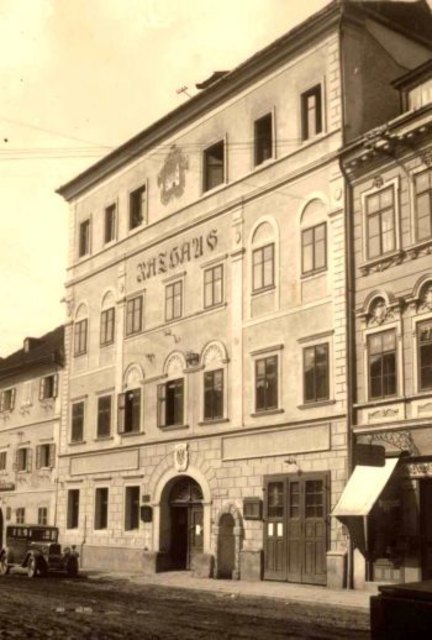 Alte Ansicht des Rathaus von Grieskirchen | Foto: Public Domain