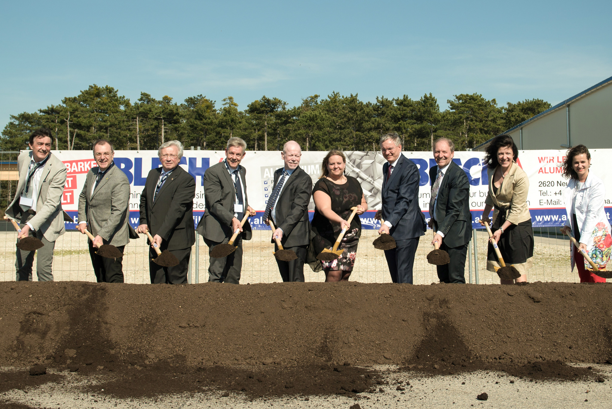 Blecha baut den höchsten Lagerturm im Bezirk - Neunkirchen