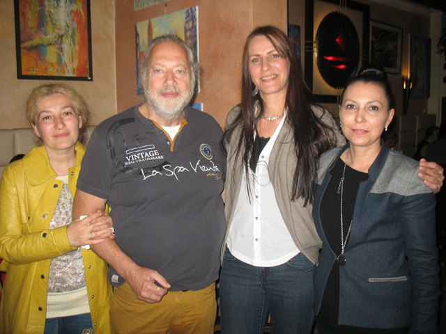 Reyhan Mikel, Thomas Mikel, Olivia Scherwitzl und Laura Piuk