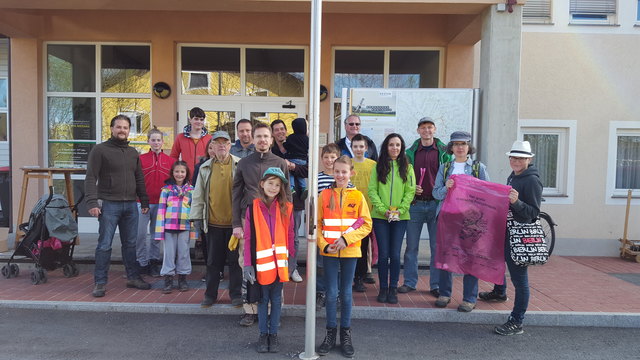 Die fleißigen Helfer in der Gemeinde Ludersdorf-Wilfersdorf | Foto: David Tuttner