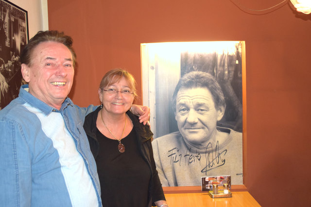 Helmut Scherbaum und Herta Zahnt verabschieden sich mit Ende April in den wohlverdienten Ruhestand und schließen "Herta's Cafe".